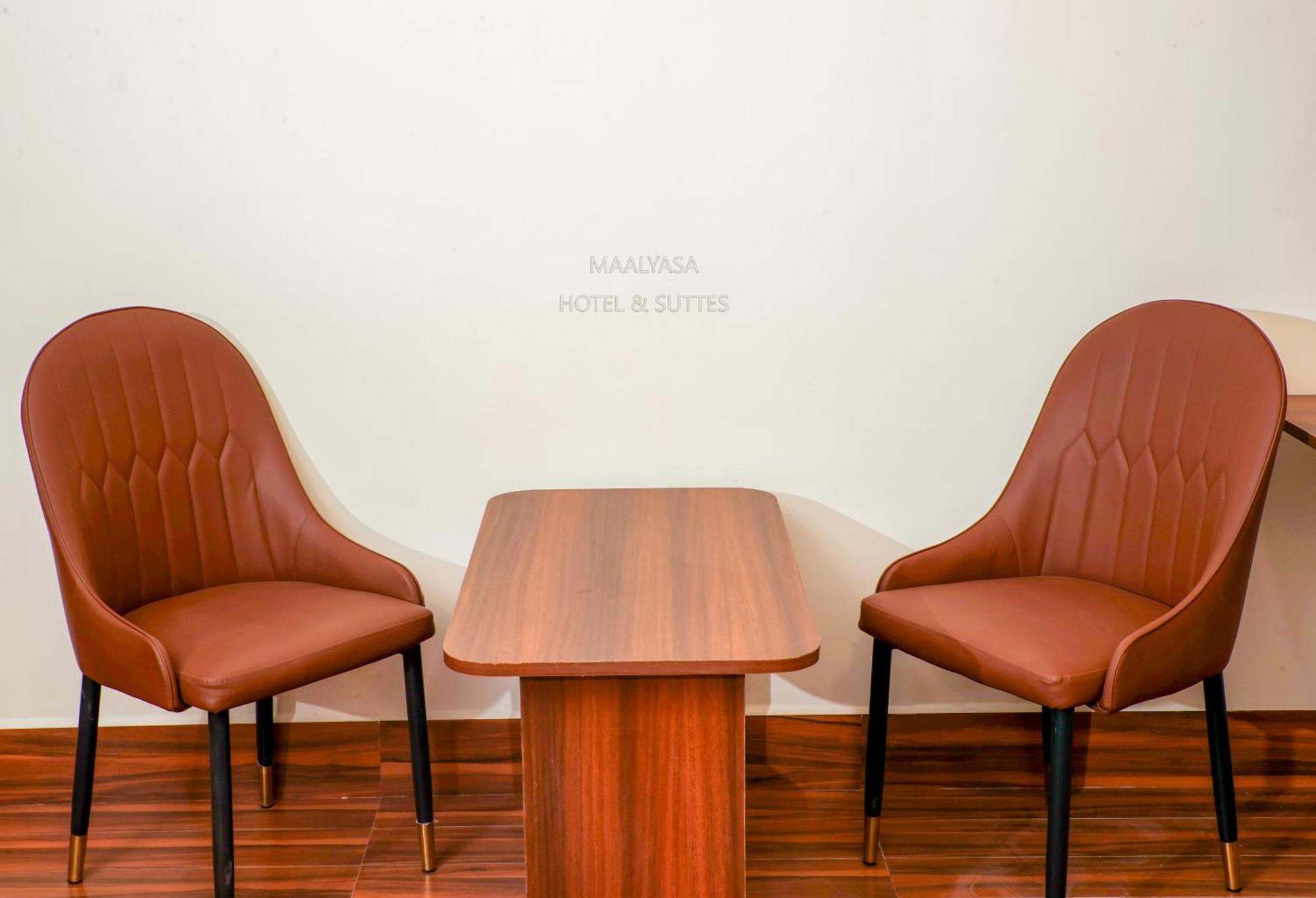 Maalyasa Hotel And Suites Haiderabad Buitenkant foto