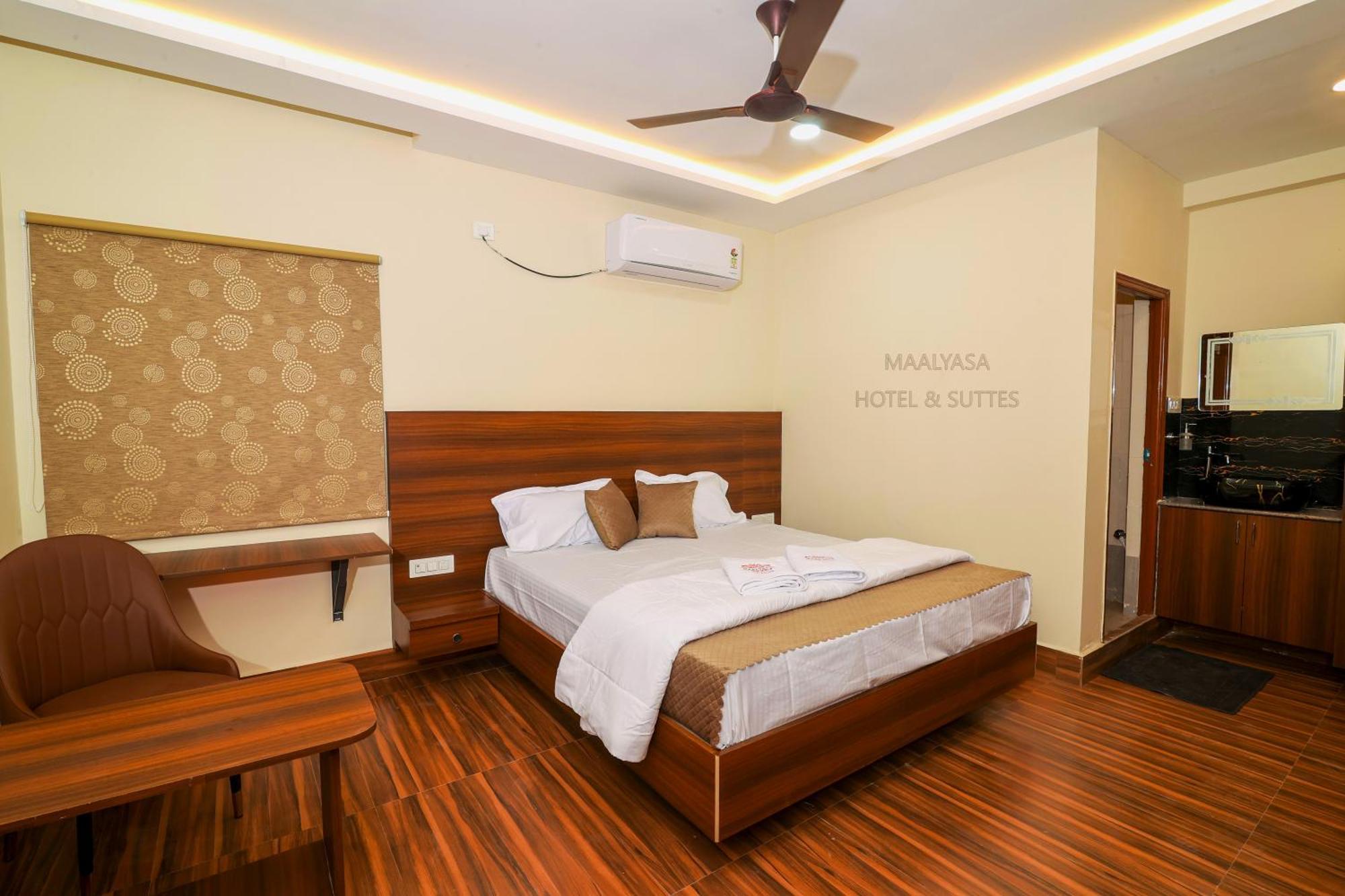Maalyasa Hotel And Suites Haiderabad Buitenkant foto