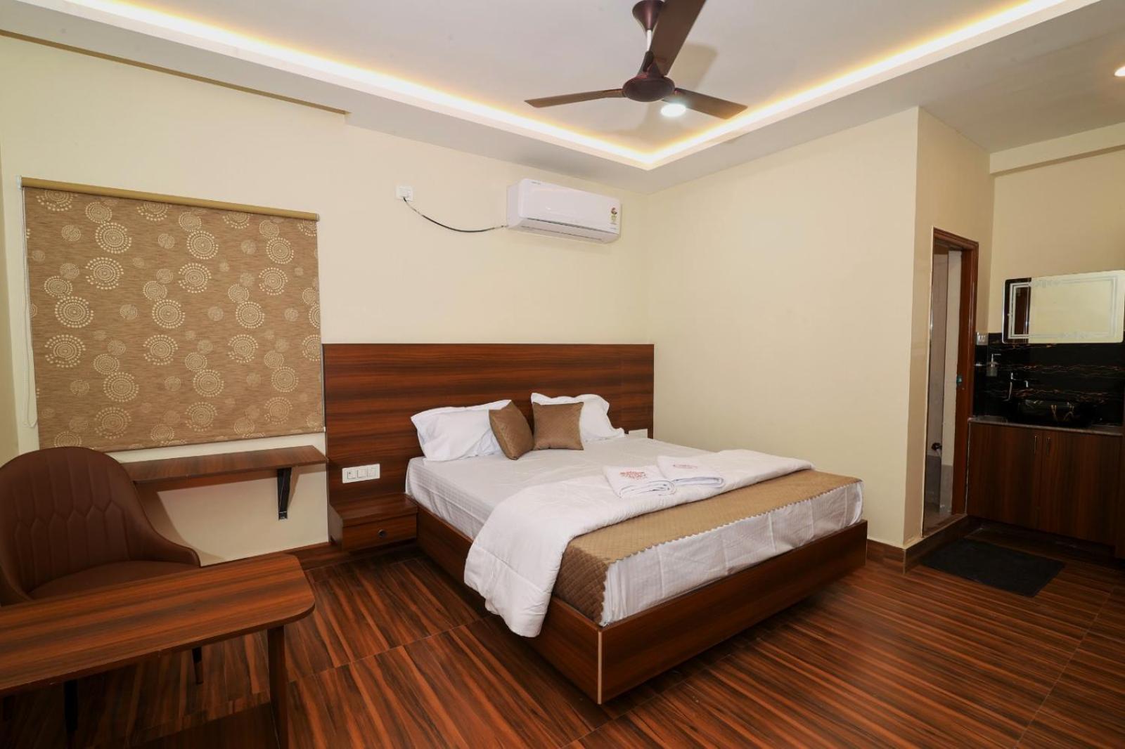 Maalyasa Hotel And Suites Haiderabad Buitenkant foto